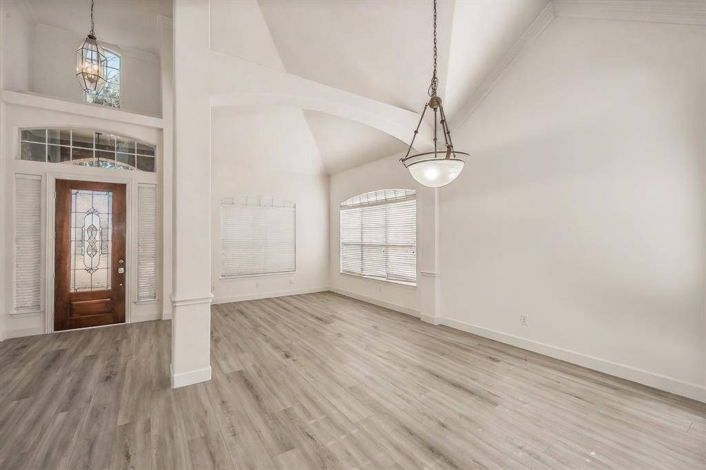 3221 Summerfield Drive, Richardson, TX 75082