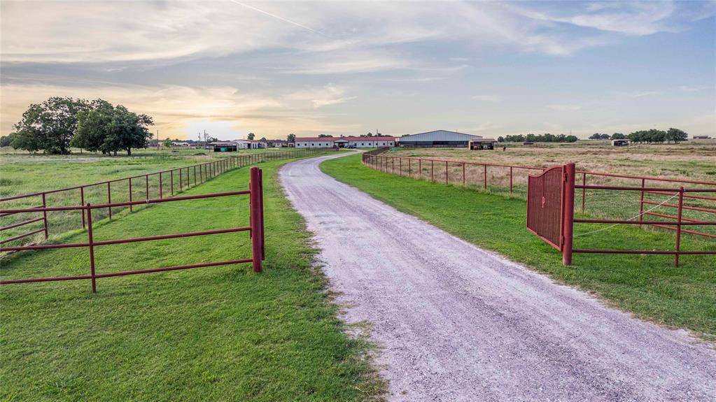 1461 Hog Town Rd Road, Collinsville, TX 76233