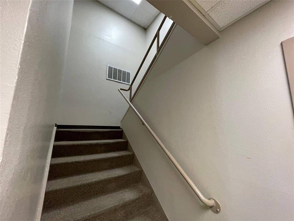 1305 S Key Avenue, Lampasas, TX 76550