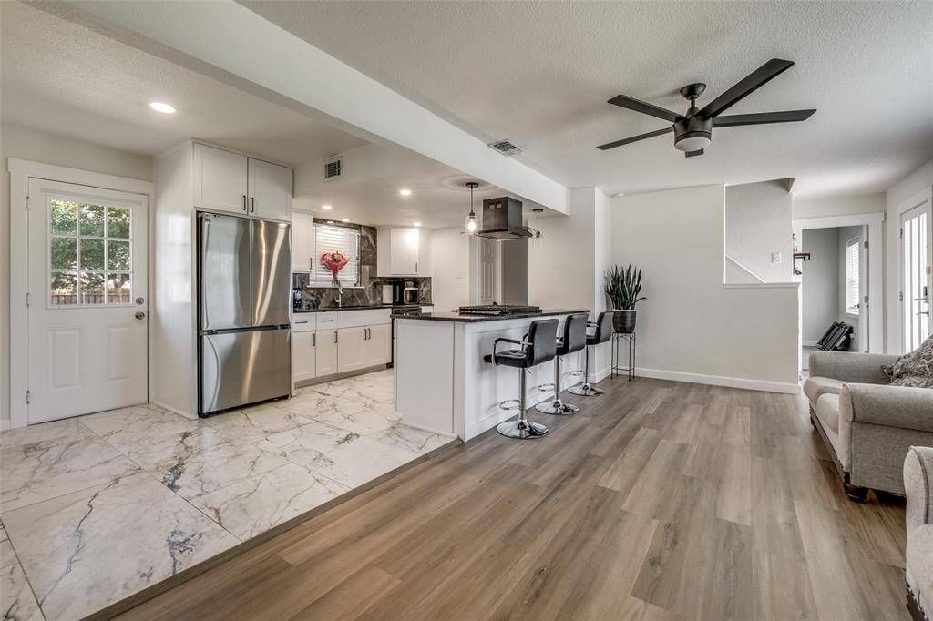 2736 Larchmont Drive, Mesquite, TX 75150