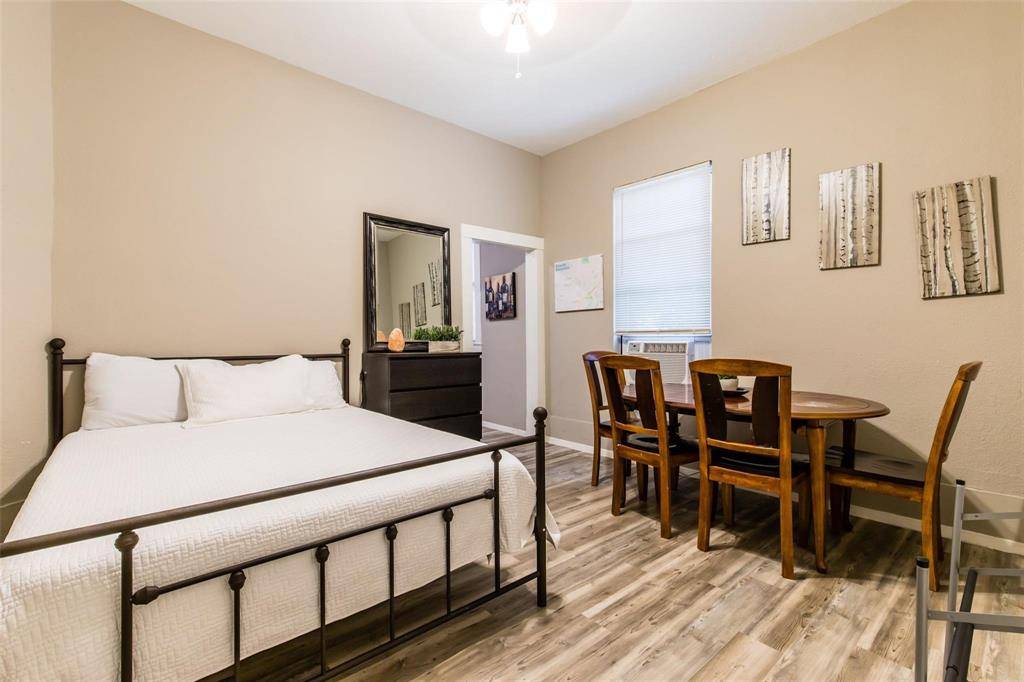 237 W Brooklyn Avenue, Dallas, TX 75208