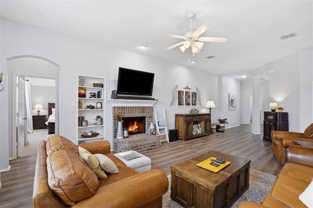 5909 Secco Court, Fort Worth, TX 76179