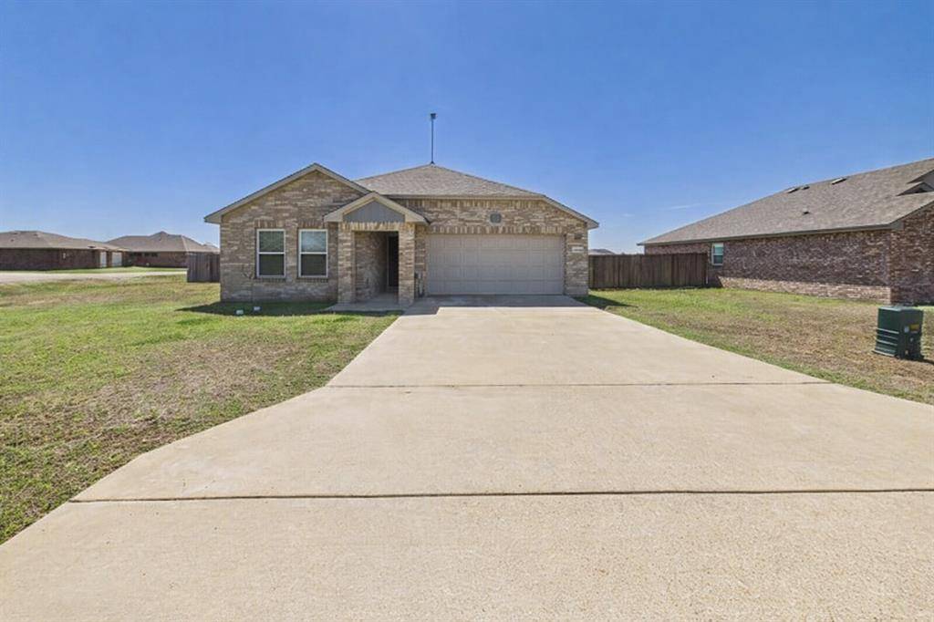 2409 Abigail Lane, Mabank, TX 75147