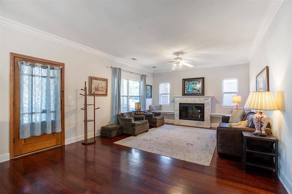 708 N Windomere Avenue, Dallas, TX 75208