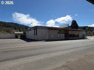 308 N FIRST ST, Drain, OR 97435