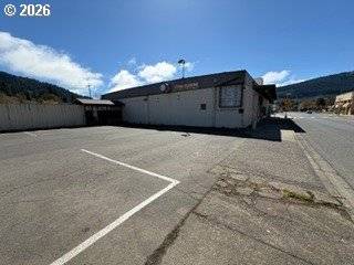 308 N FIRST ST, Drain, OR 97435