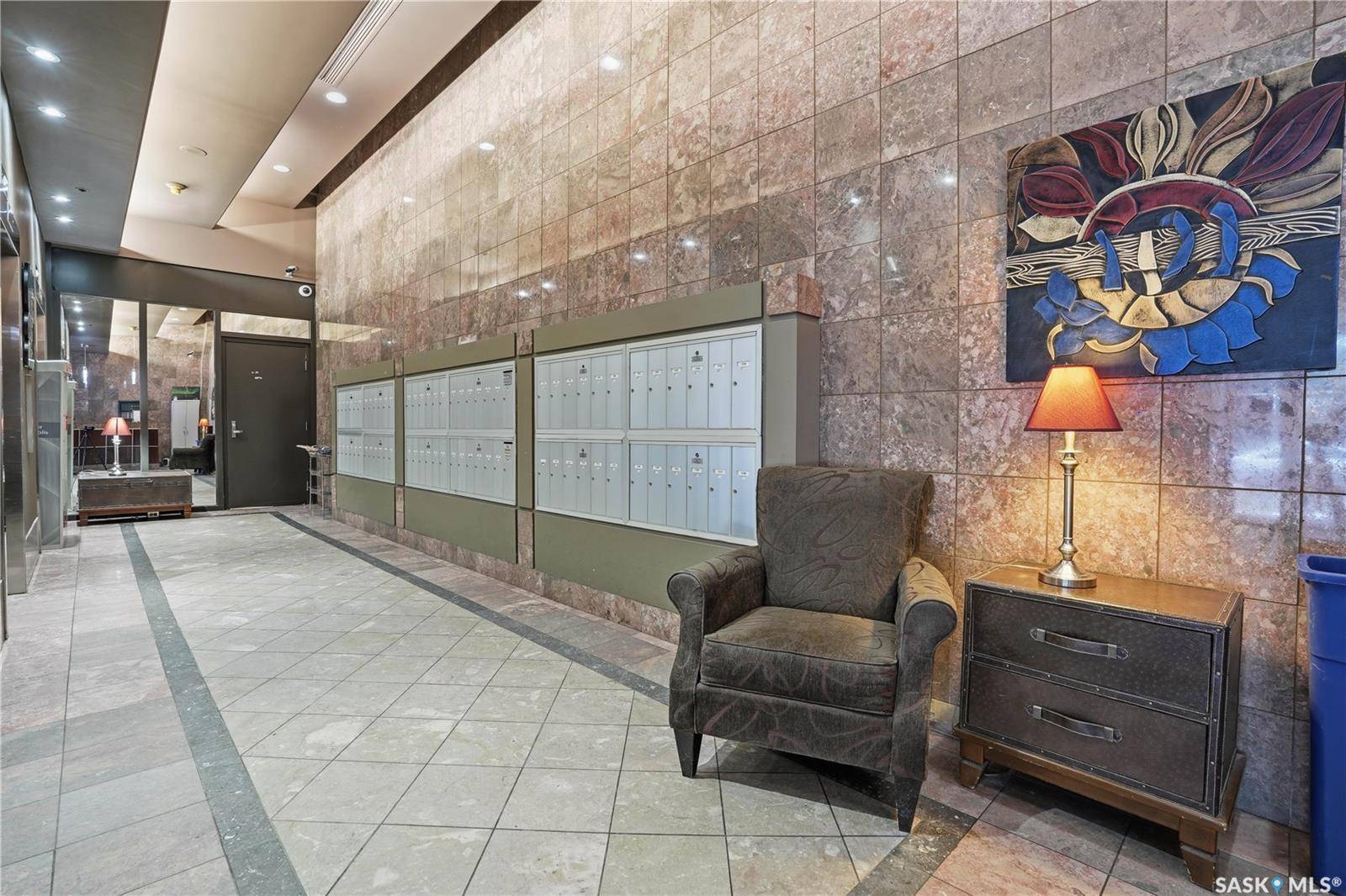 1867 Hamilton STREET #806, Regina, SK S4P 2C2