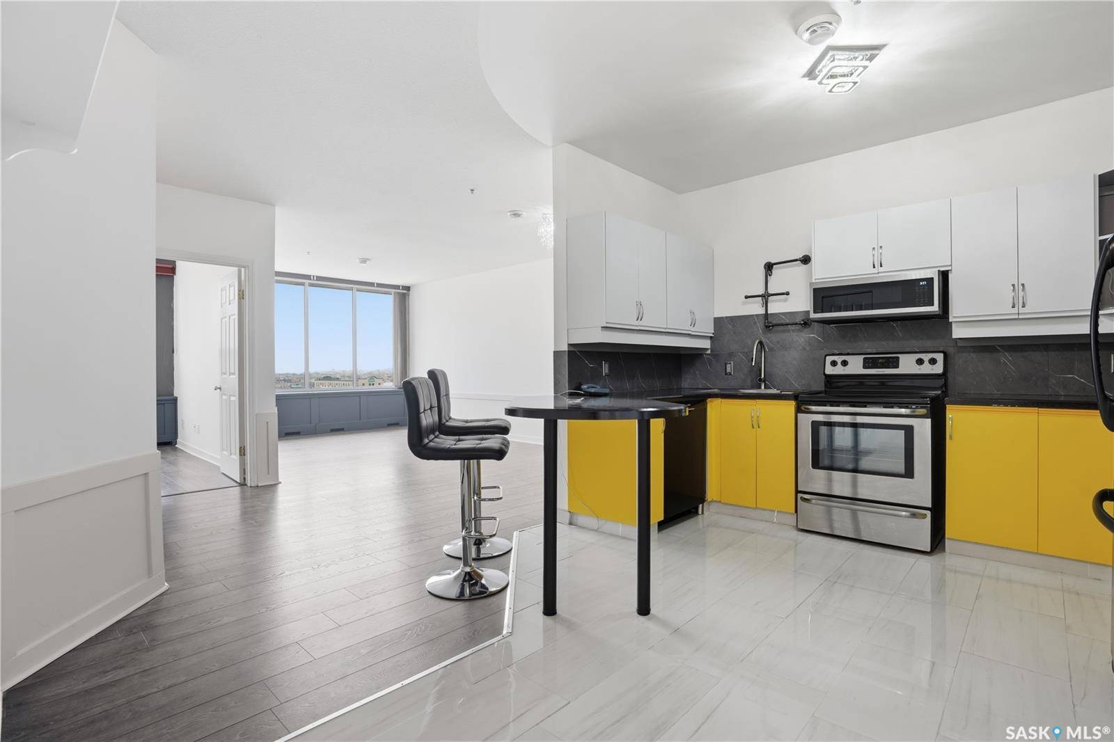 1867 Hamilton STREET #806, Regina, SK S4P 2C2