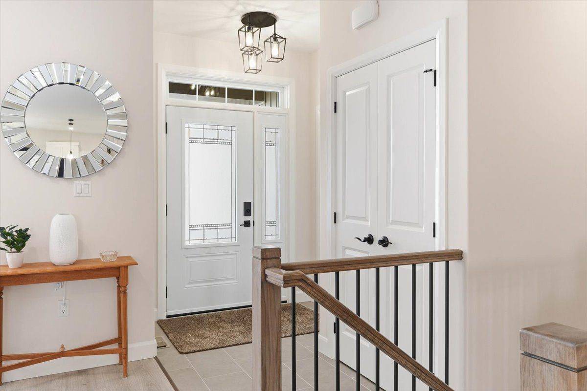 34 Rosewood DR, Quinte West, ON K0K 2C0