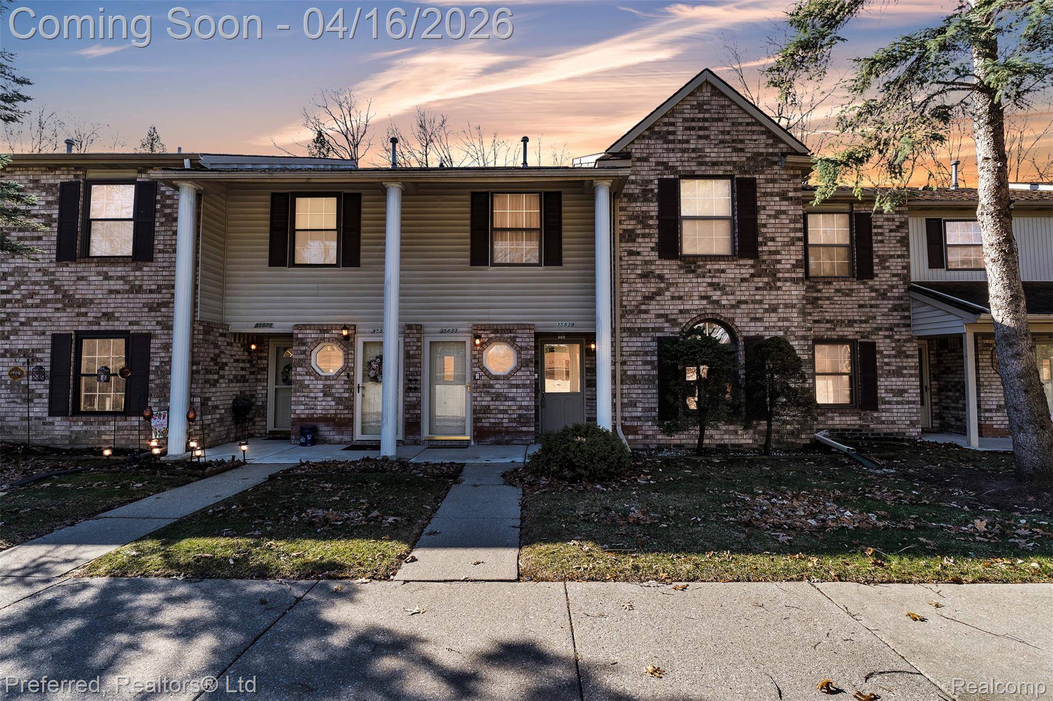 35839 Hunter AVE, Westland, MI 48185