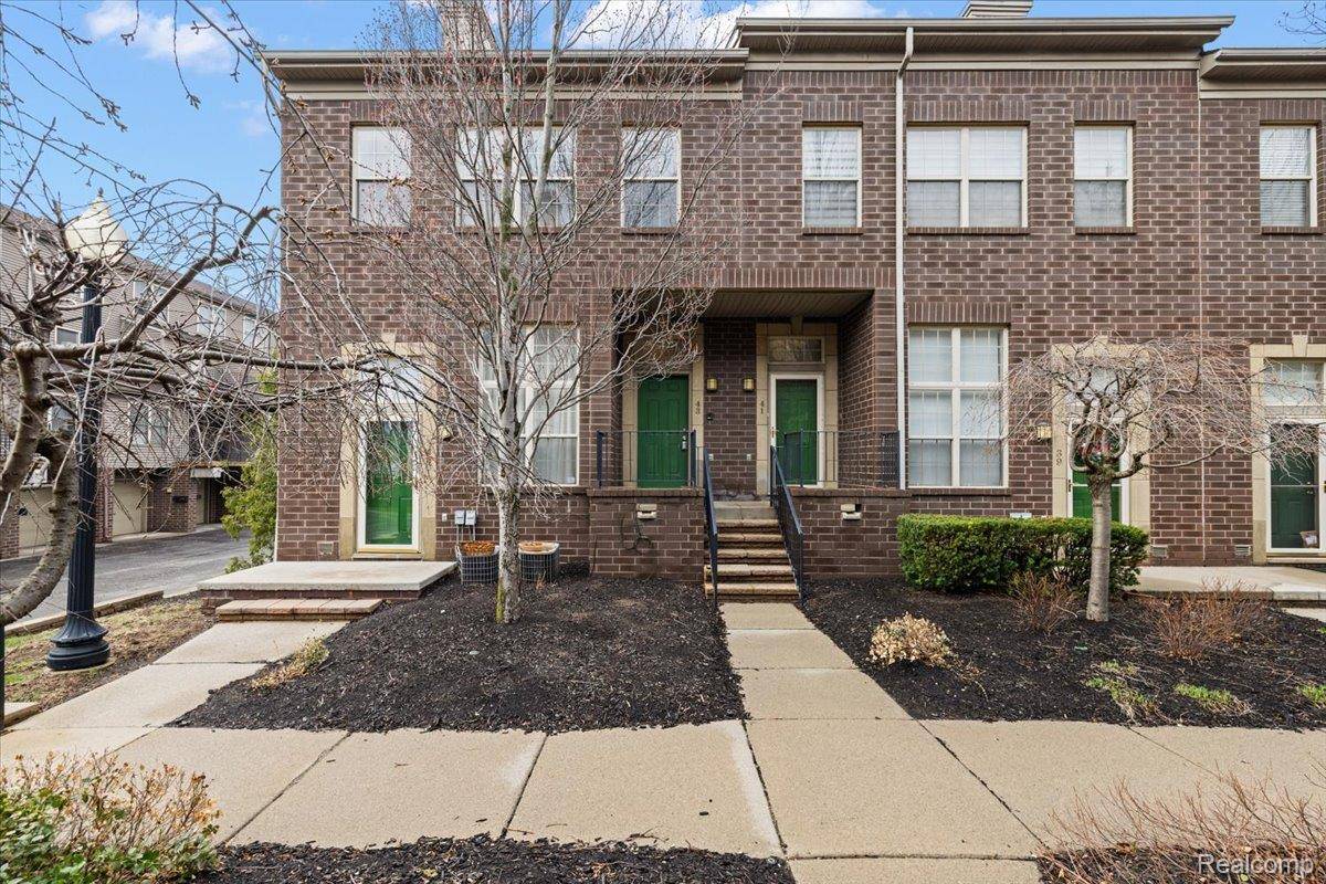 43 Georgetown CT, Dearborn, MI 48126