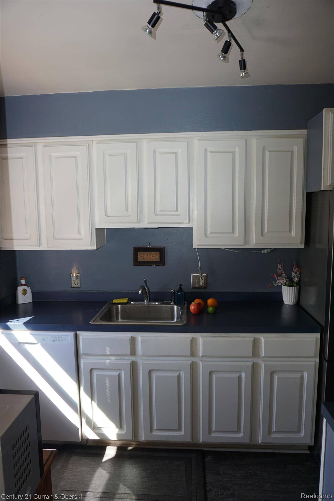 22673 Garrison ST ##208, Dearborn, MI 48124