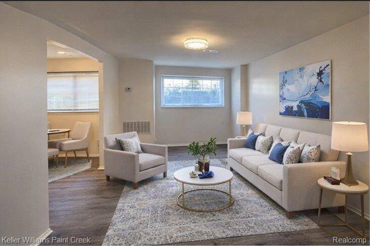 440 Baldwin, Rochester, MI 48307