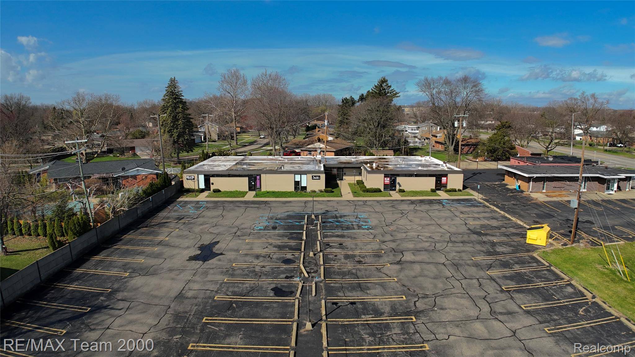 16985 Farmington RD, Livonia, MI 48154