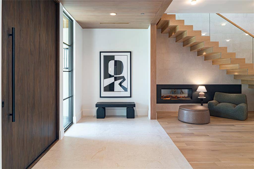 6411 Chevy Chase Avenue, Dallas, TX 75225