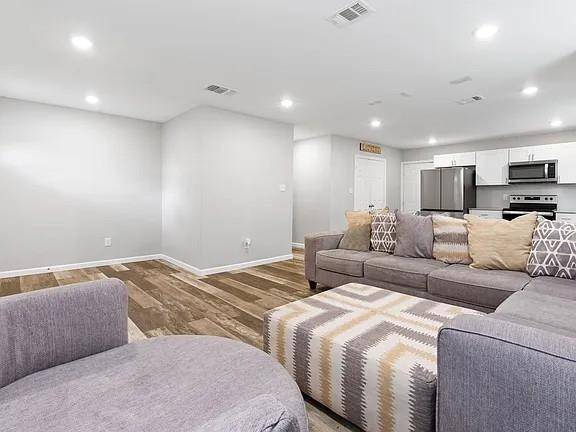 2819 Alabama Avenue, Dallas, TX 75216