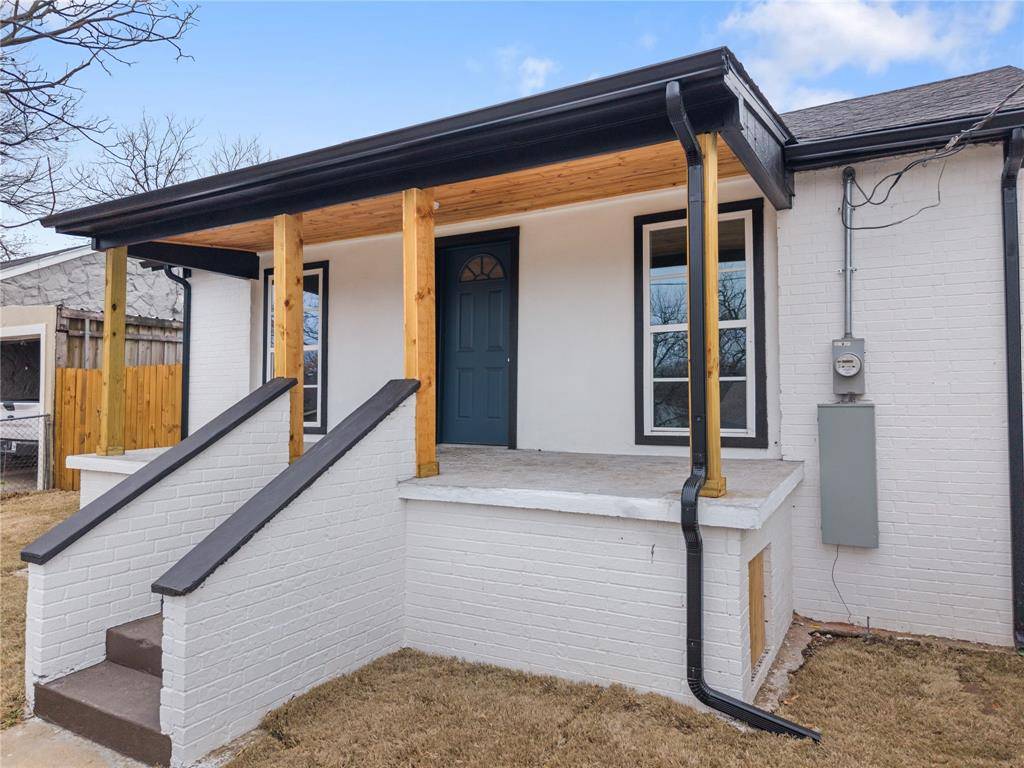 1715 Navaro Street, Dallas, TX 75208