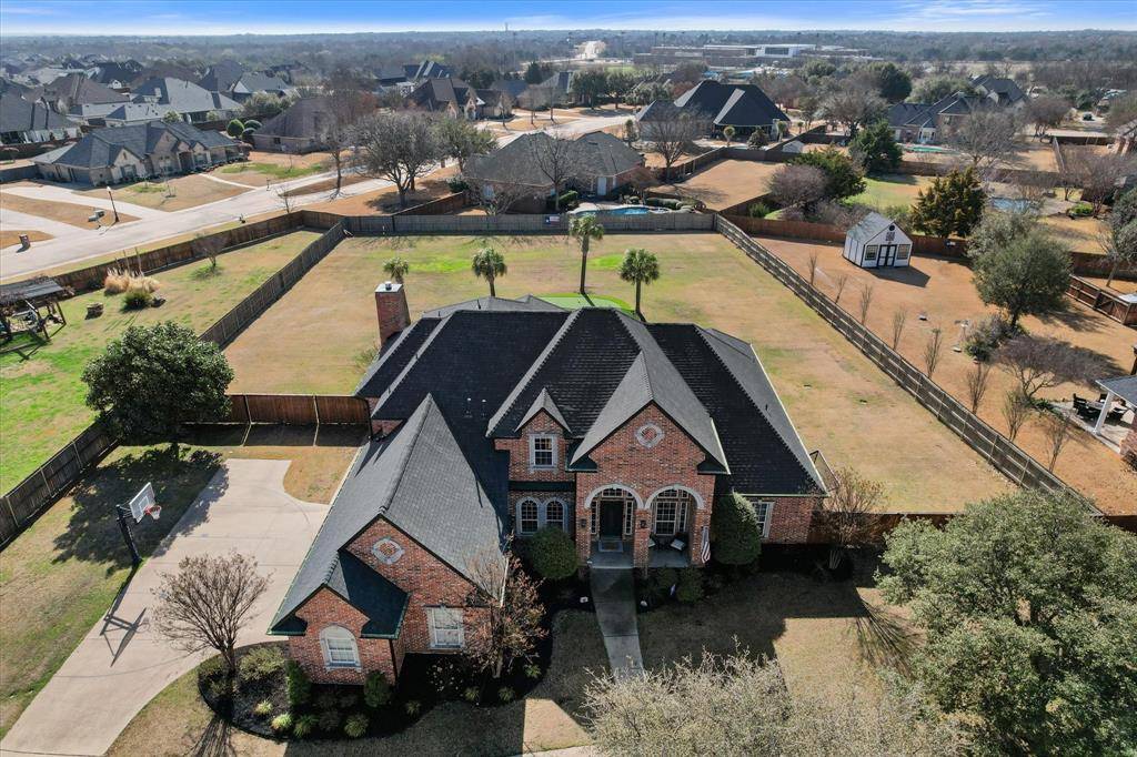 2410 Somerset, Midlothian, TX 76065