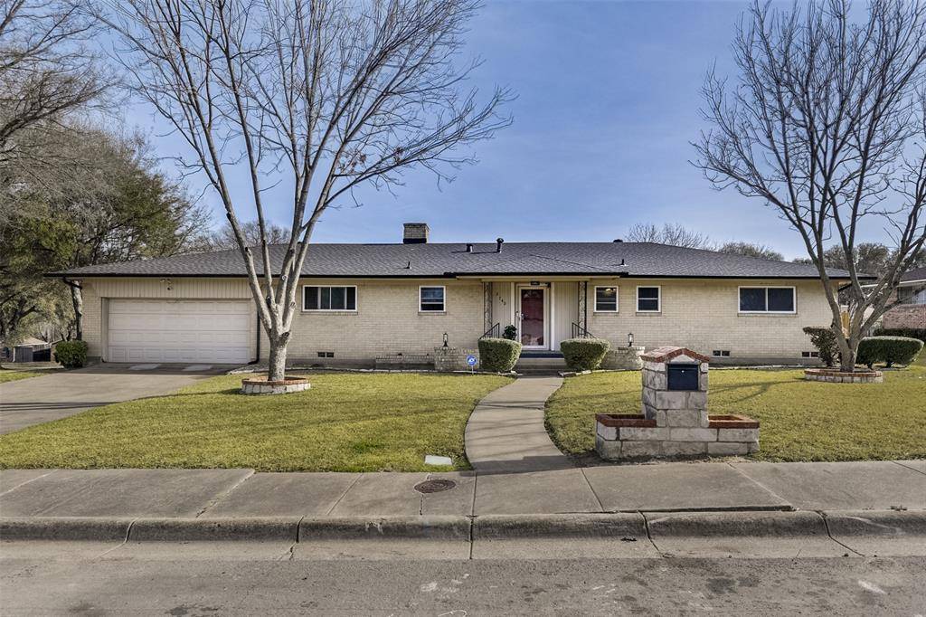 2740 Maceo Circle, Dallas, TX 75216