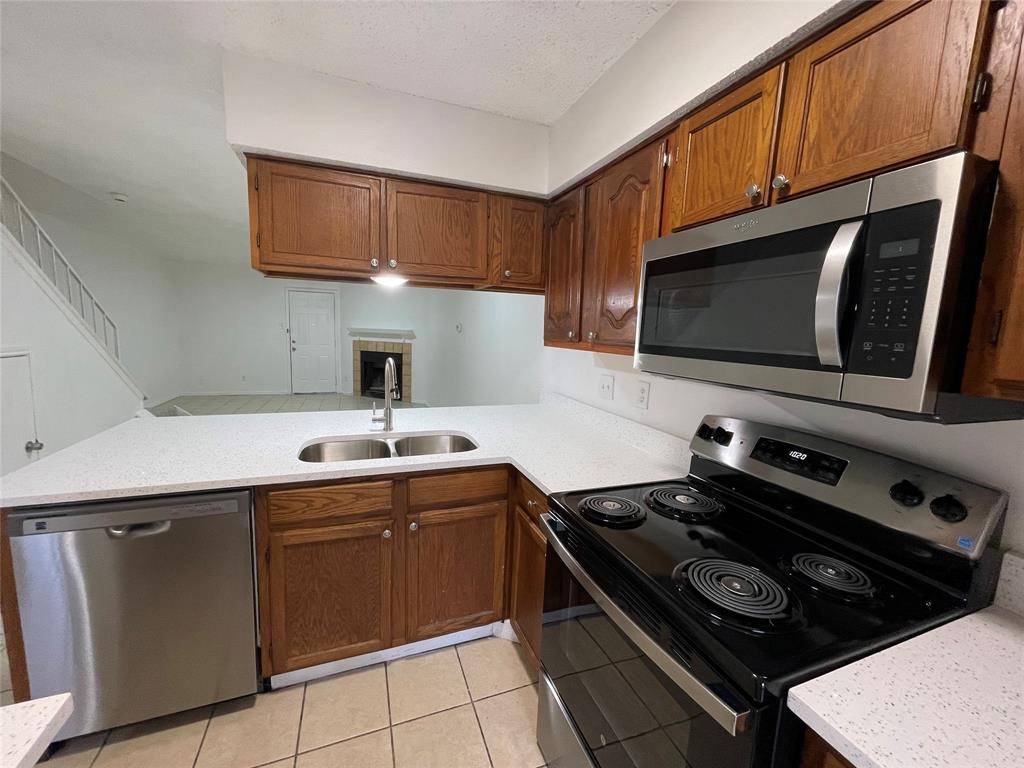 1404 Shufford Street, Irving, TX 75060