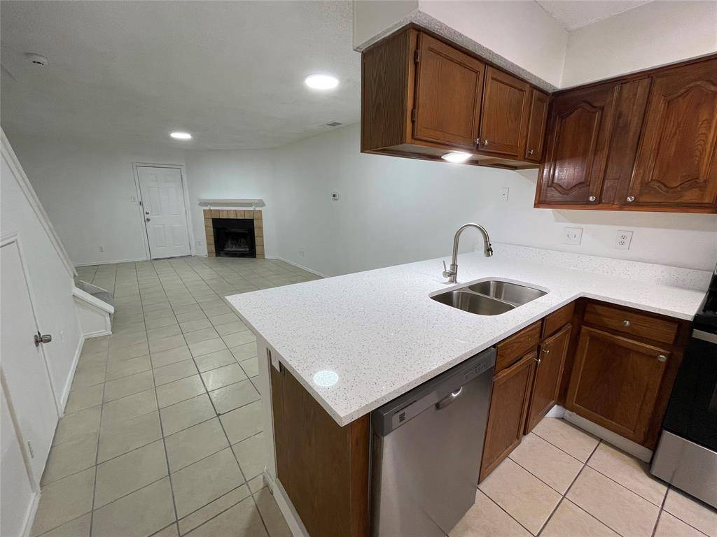 1404 Shufford Street, Irving, TX 75060