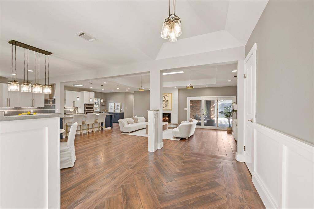 7221 Fernmeadow Drive, Dallas, TX 75248