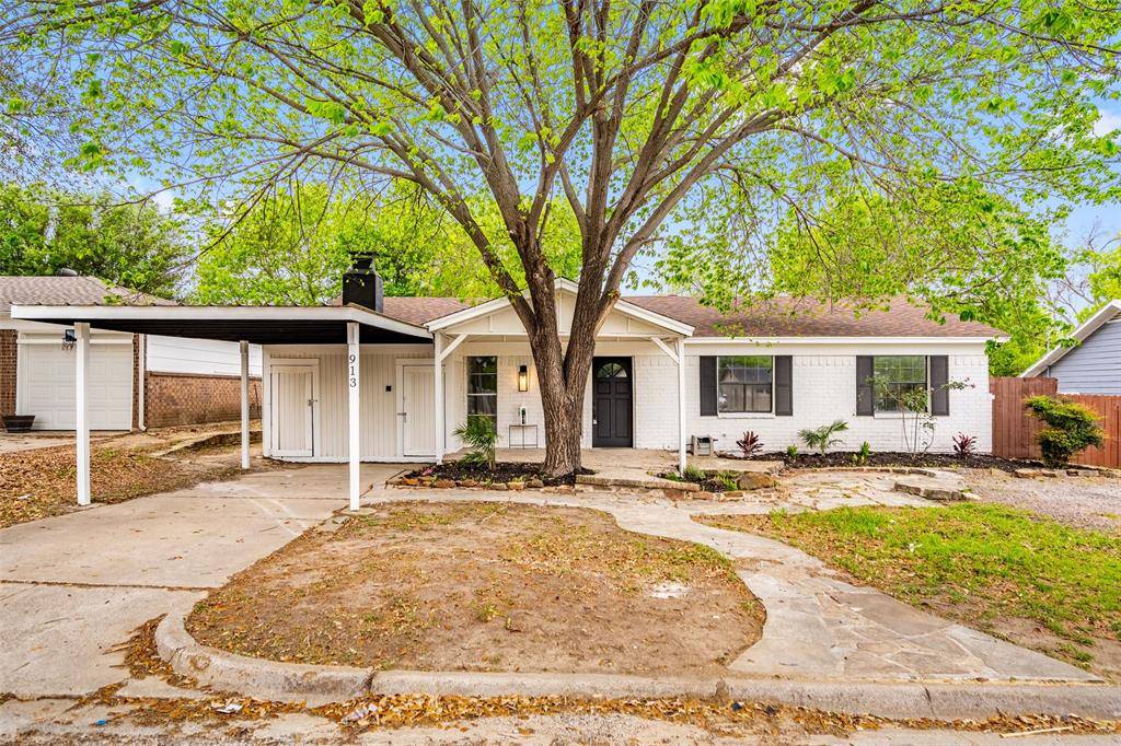 913 Ronald Street, White Settlement, TX 76108