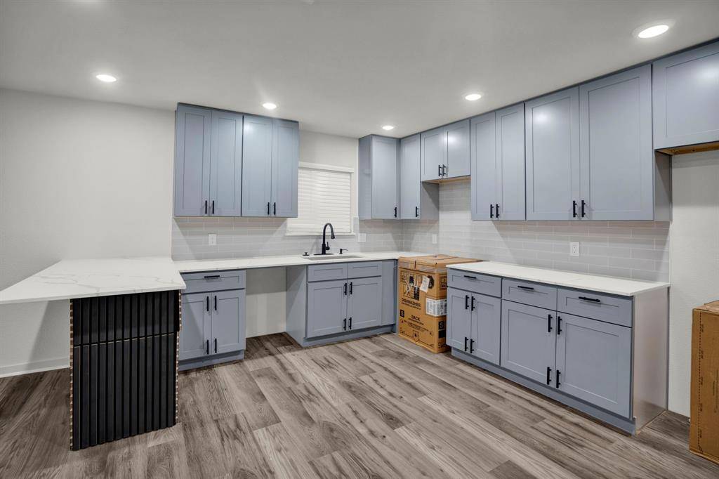 3023 Arizona Avenue, Dallas, TX 75216