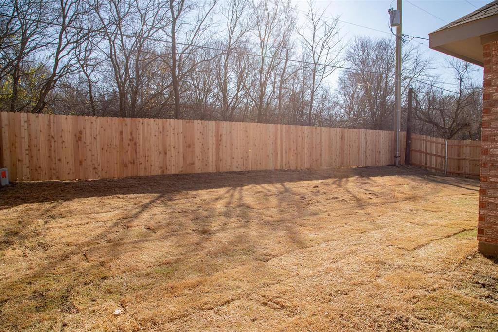 1503 Cardinal Drive, Ennis, TX 75119