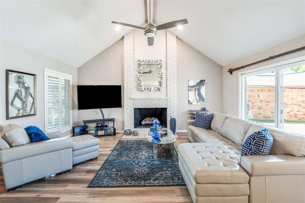 2707 Belmeade Drive, Carrollton, TX 75006