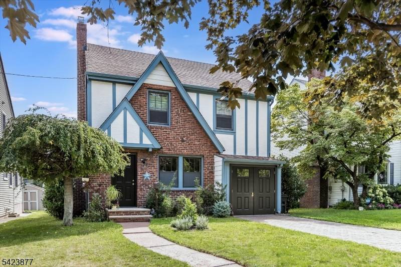 29 Newell Dr, Bloomfield Twp., NJ 07003