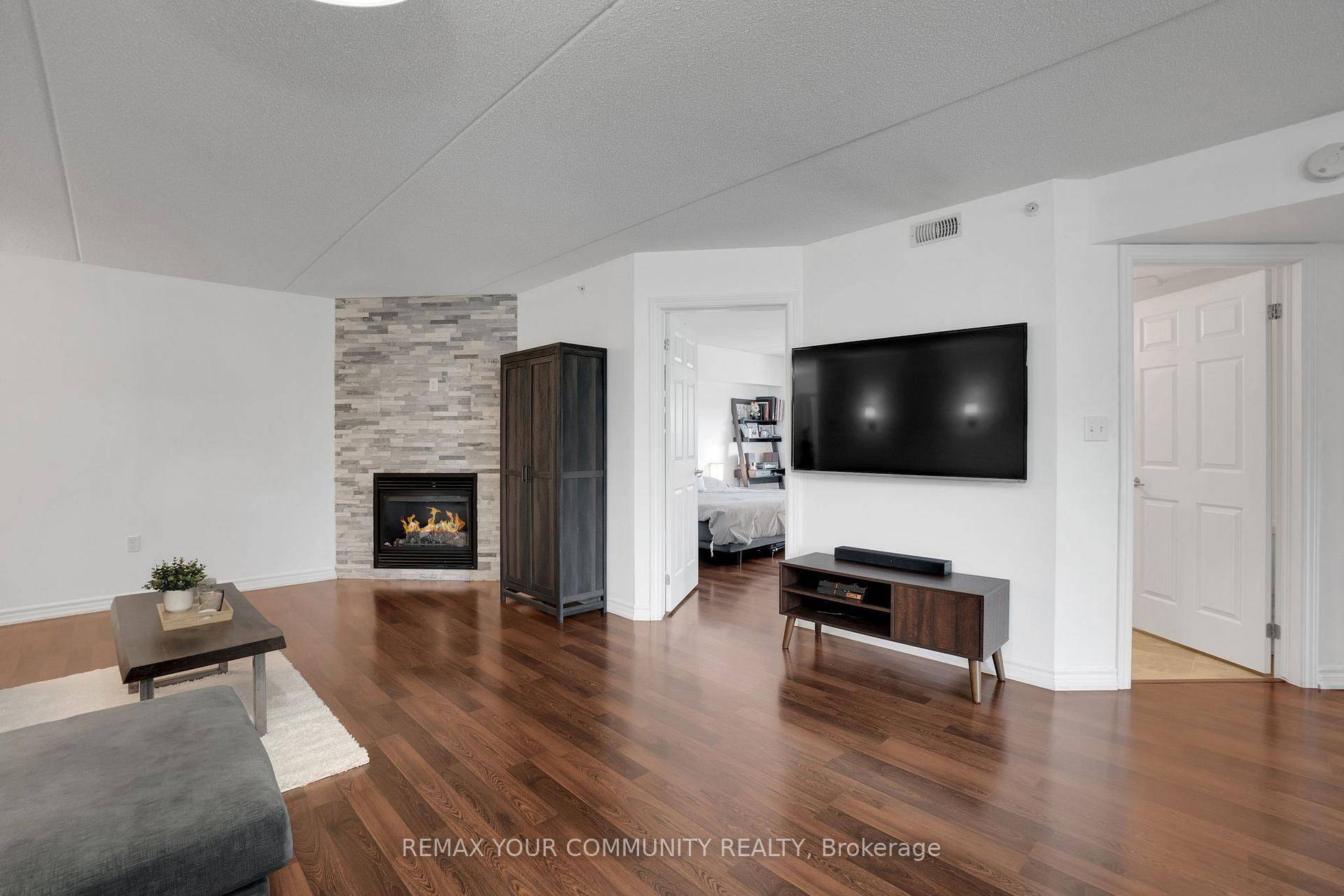 1360 Main ST #101, Milton, ON L9T 7S5