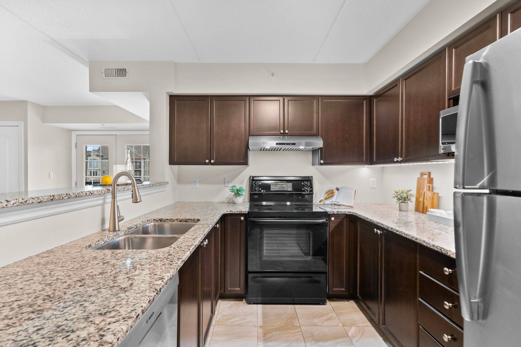 1470 Main ST E #310, Milton, ON L9T 8W6