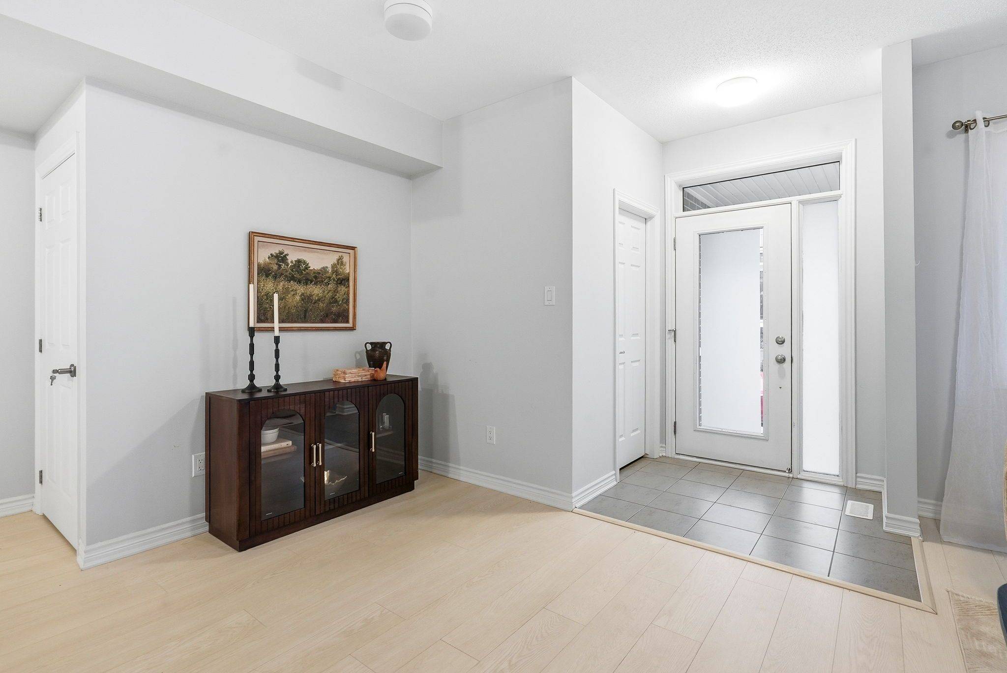 135 Anthracite Private, Barrhaven, ON K2J 7C8