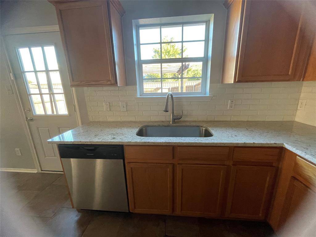 12226 Peak Circle, Frisco, TX 75035