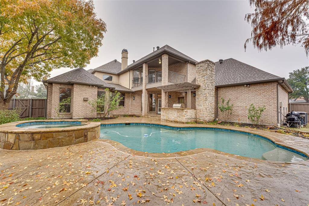 2216 Kings Pass, Heath, TX 75032