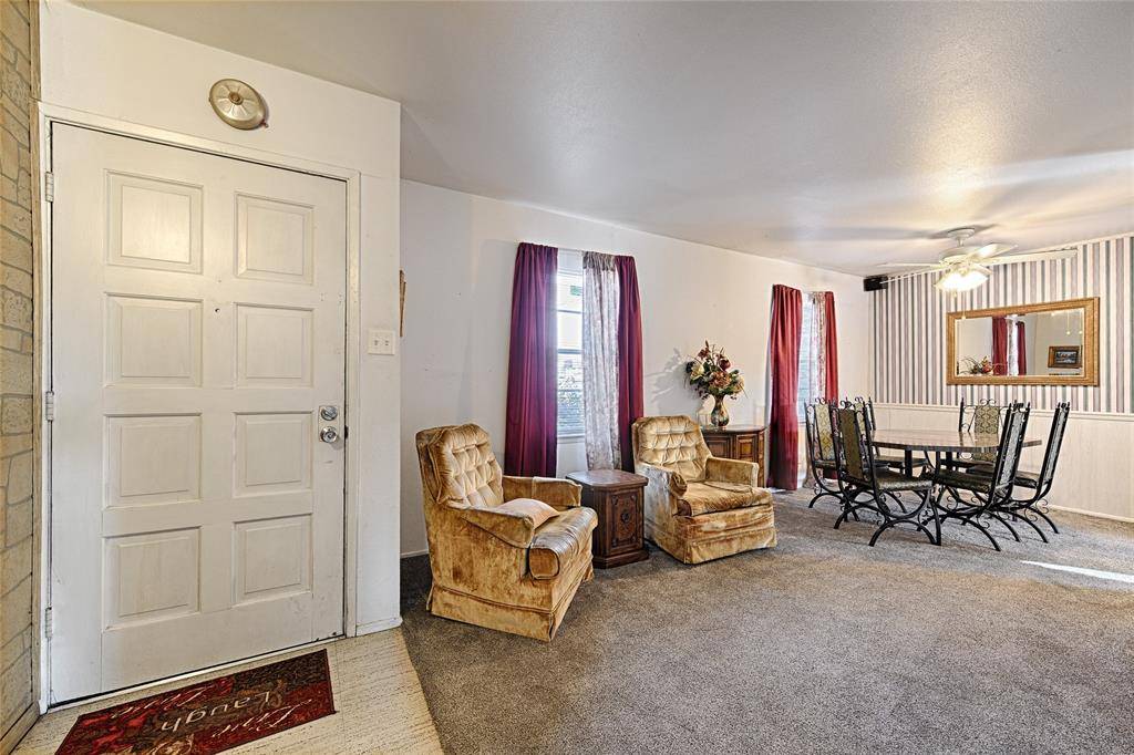 2512 Towerwood Drive, Carrollton, TX 75006