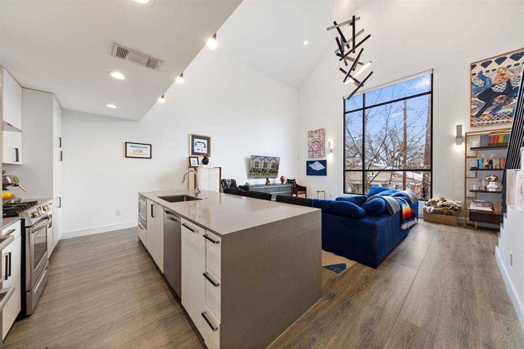 3880 Munger Avenue #2, Dallas, TX 75204