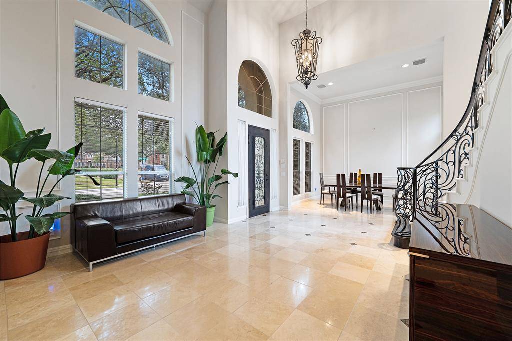 18403 Gibbons Drive, Dallas, TX 75287