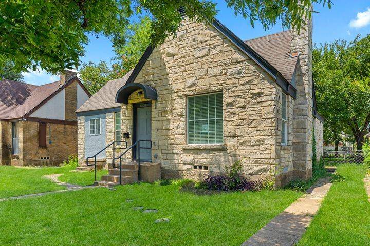 1231 Harlandale Avenue, Dallas, TX 75216