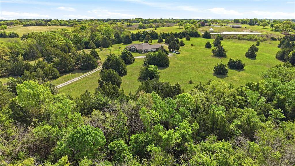 1959 Marlow Road, Bells, TX 75414