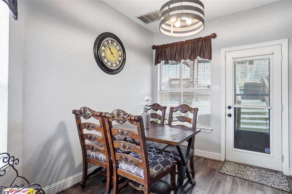 1812 Haley Circle, Carrollton, TX 75006