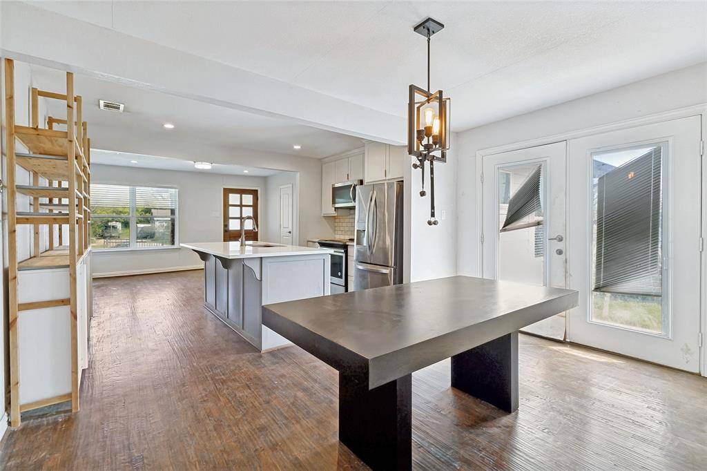 1646 Briarcliff Road, Dallas, TX 75235