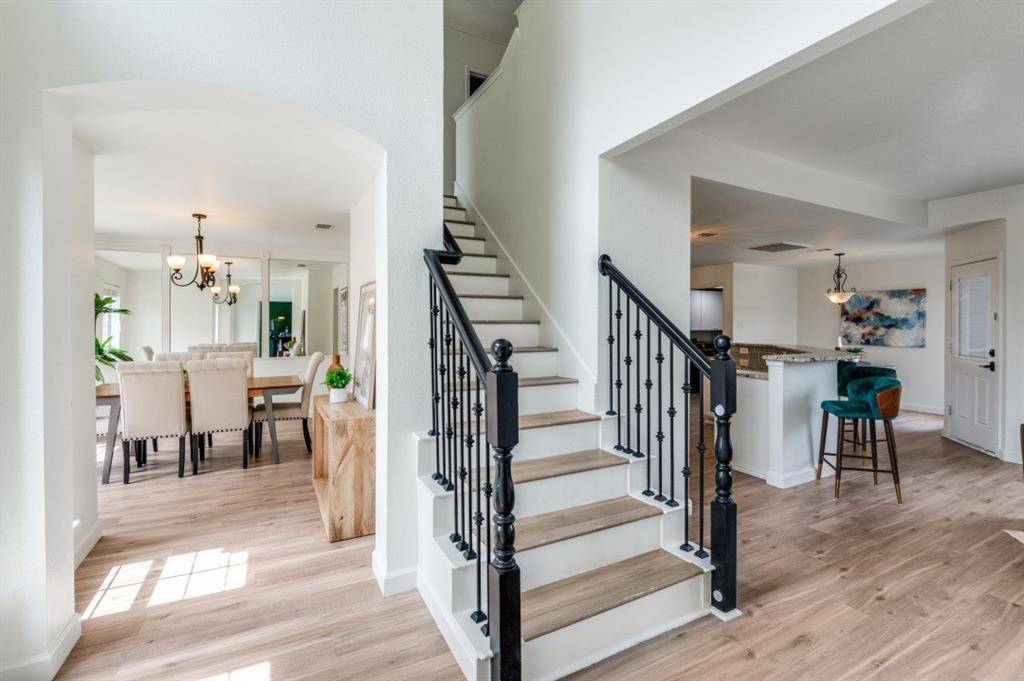 4020 Caldwell Avenue, The Colony, TX 75056