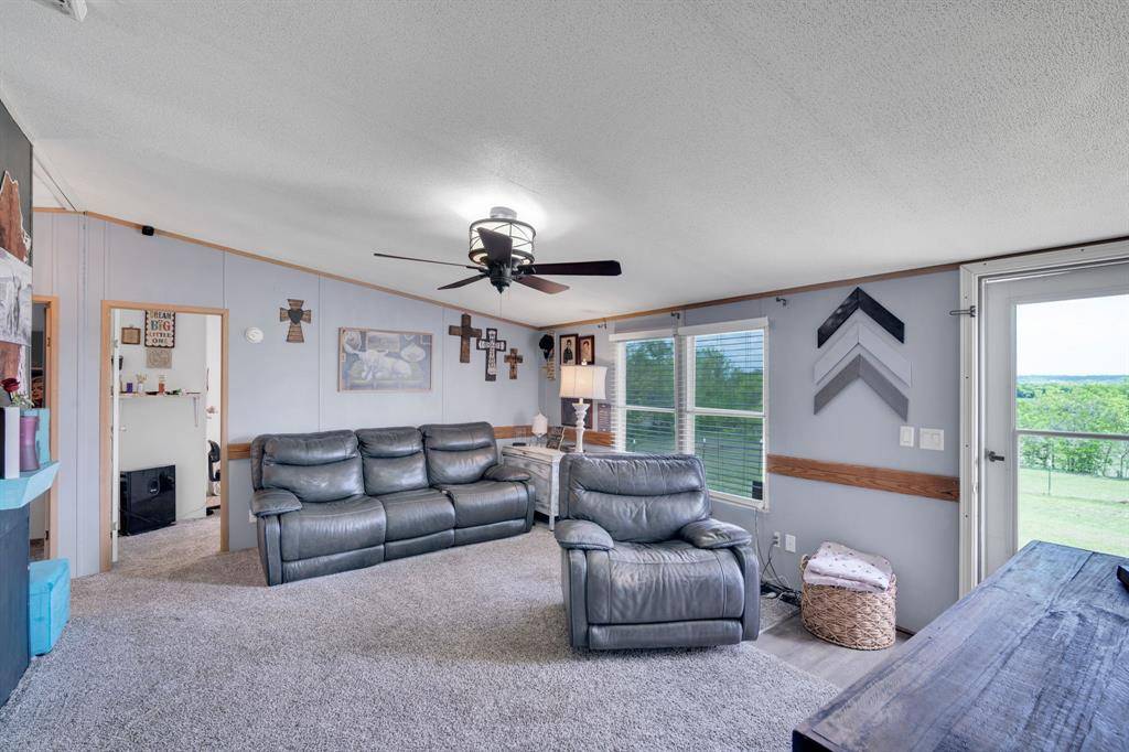 373 Eubanks Road, Maypearl, TX 76064