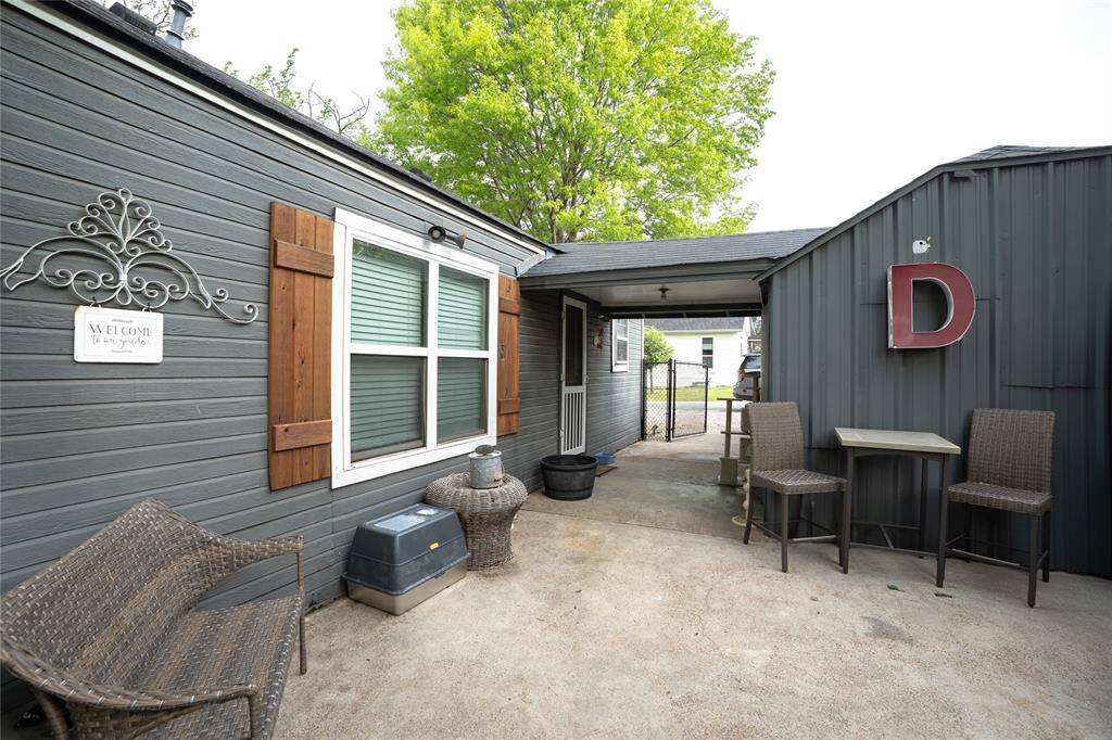 201 S Lane Street, Decatur, TX 76234