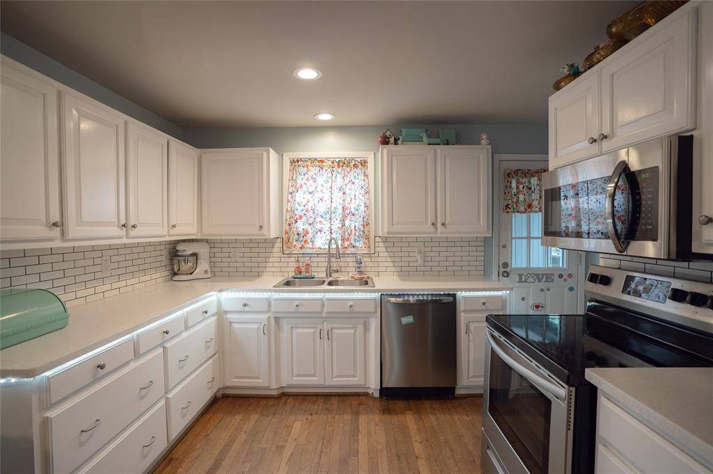 201 S Lane Street, Decatur, TX 76234