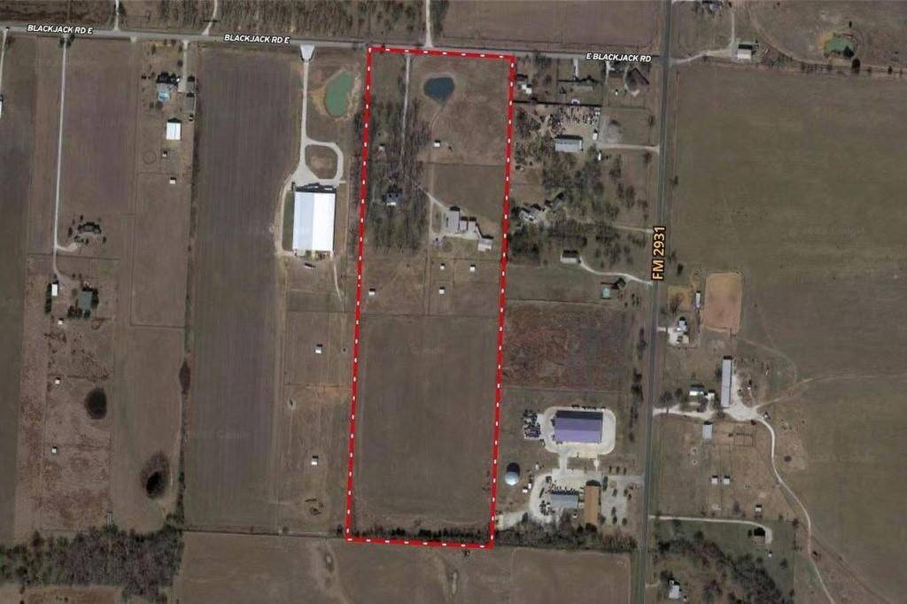 2370 E Blackjack Road E, Pilot Point, TX 76258