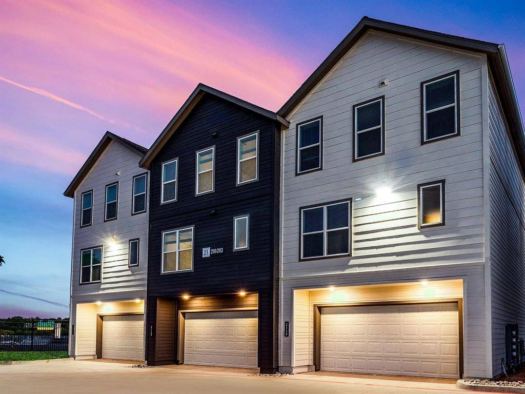 1000 Fort Worth Avenue #1021, Dallas, TX 75208