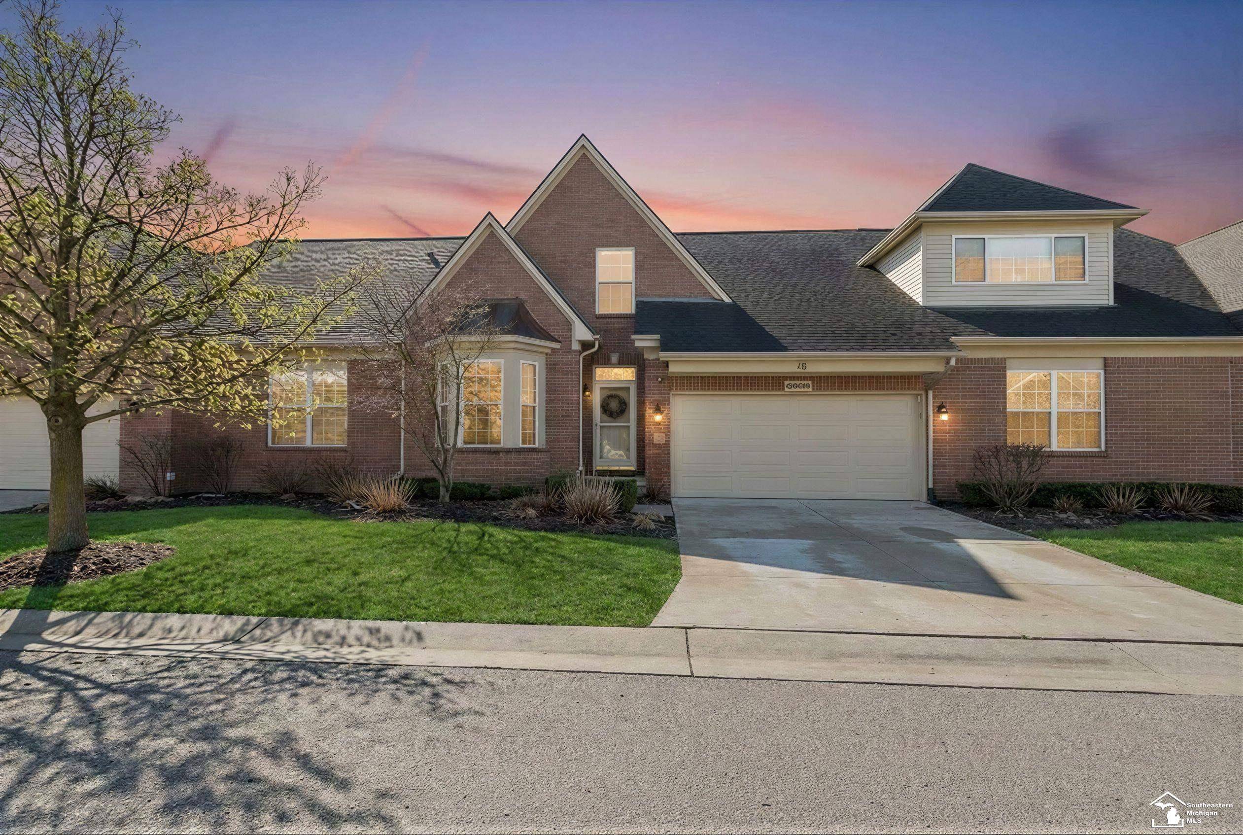 48551 Oak Bridge, Canton Twp, MI 48188